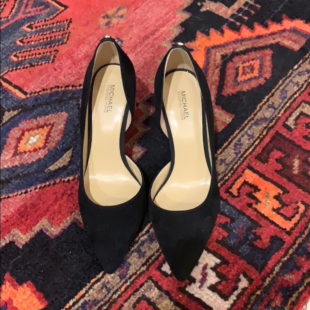 Michael kors pony pump, black suede heels size 6